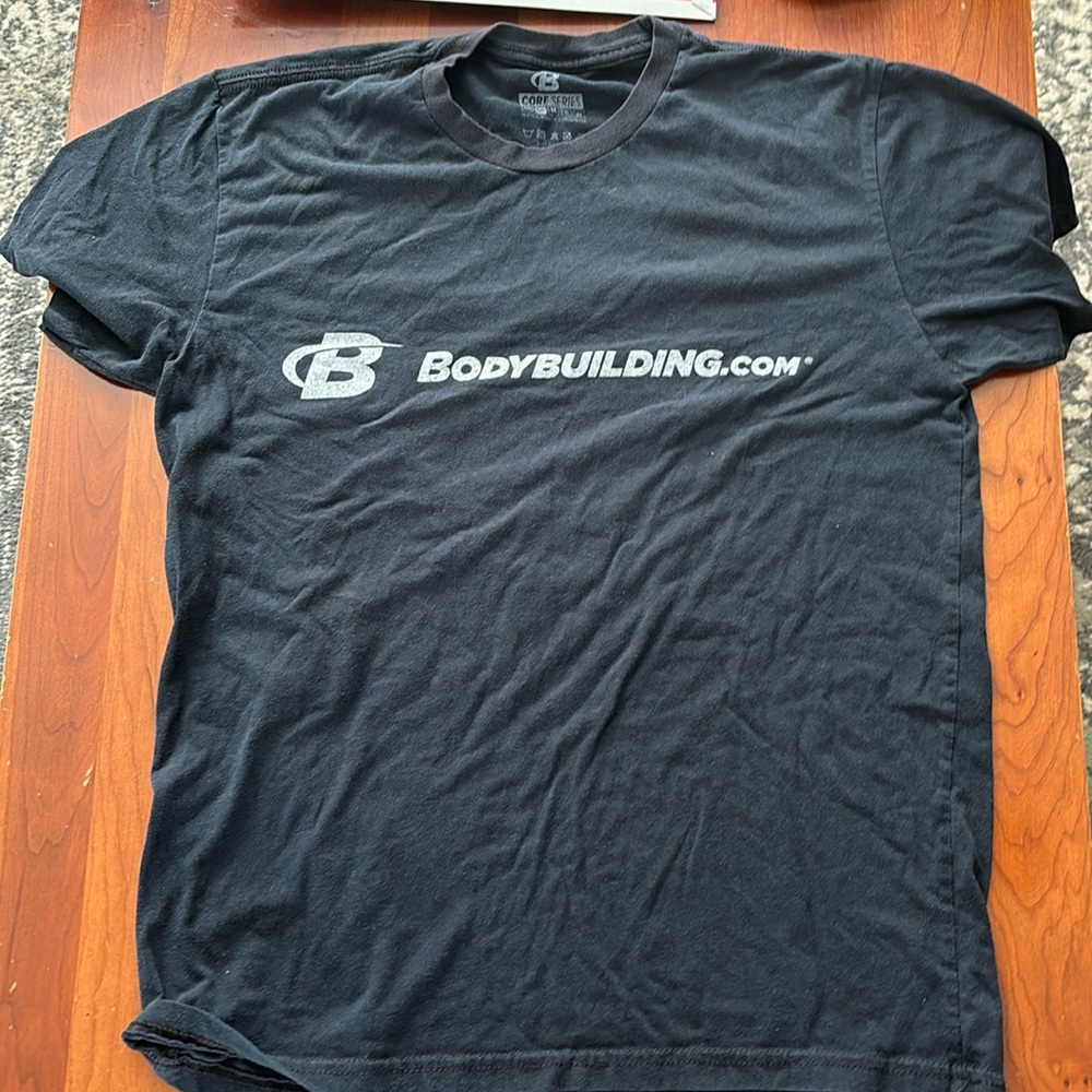 Bodybuilding.com black shirt medium